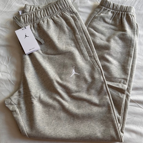 Jordan Men’s sweatpants - Picture 1 of 2